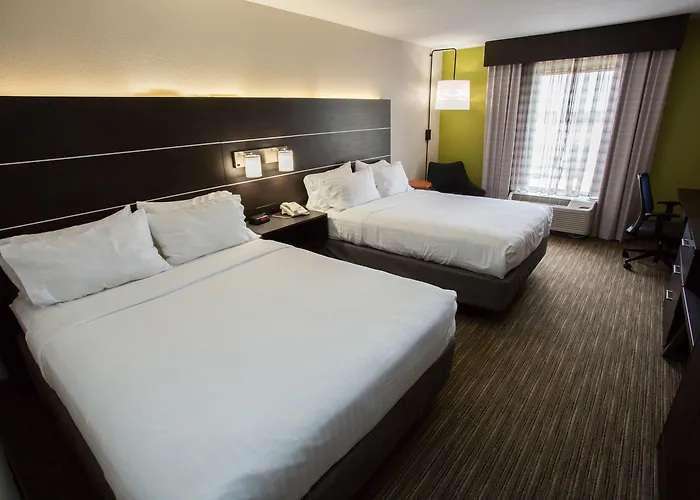 Top Hotels in Wilmington, Ohio