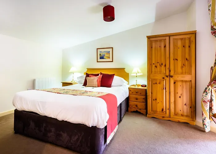 Best Hotels Around Duxford Imperial War Museum