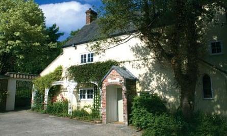 Heathcote House, Milborne St Andrew