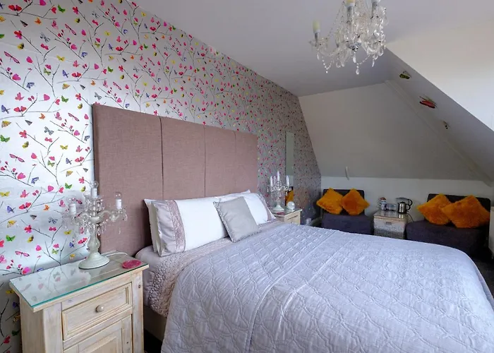 Best Dog-Friendly Hotels in Swanage, UK