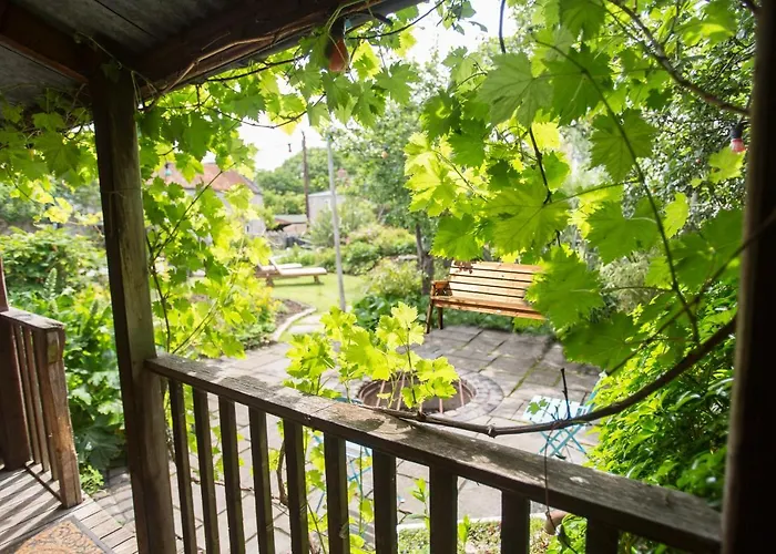 Top Hotels Near Glastonbury Somerset