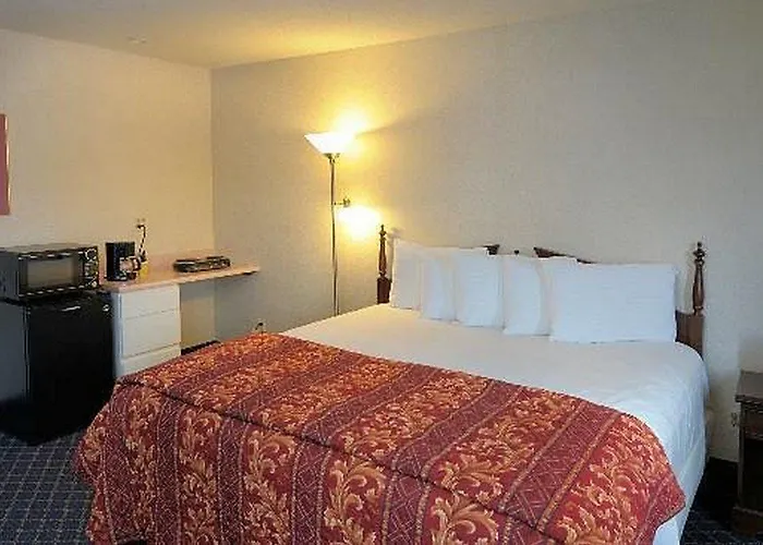 Best Hotels in West Springfield MA