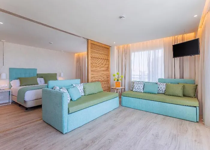 Top Cheap Hotels in Benalmadena, Spain