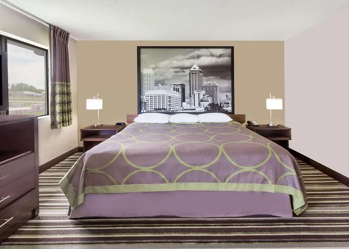 Top Hotels in Plymouth Indiana