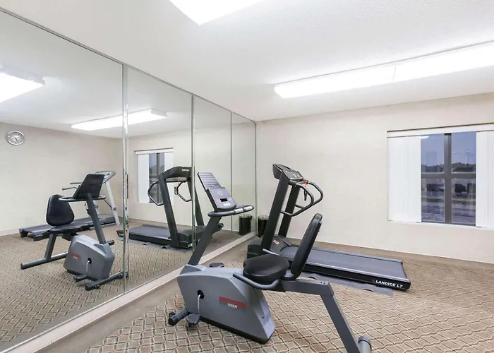 Best Hotels Near Jacksonville State University