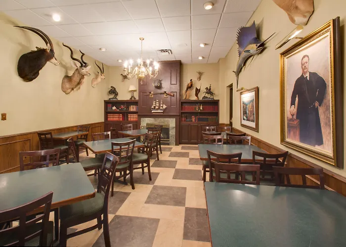 Top Hotels Near Austin Airport Offering Free Amenities