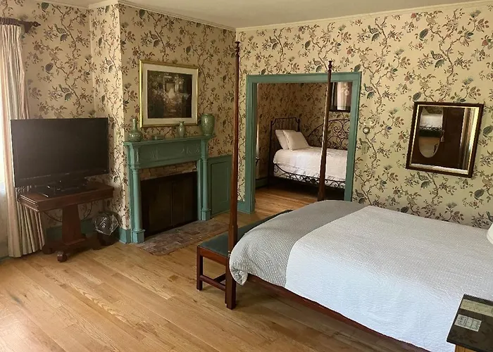 Top Hotels in Montpelier VT for an Authentic Experience