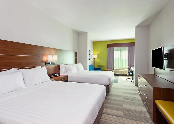 Top Hotels in Cypress, Texas