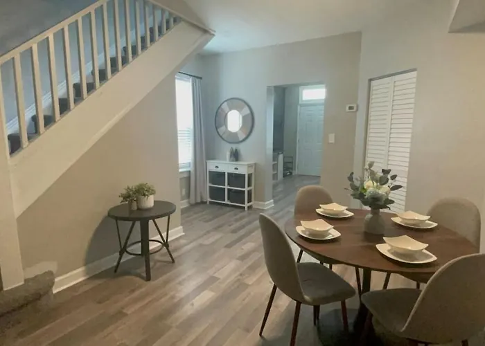 Top Cheap Hotels in Portsmouth City Center