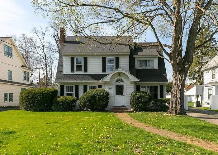 Finest Hotels in Elmira, New York