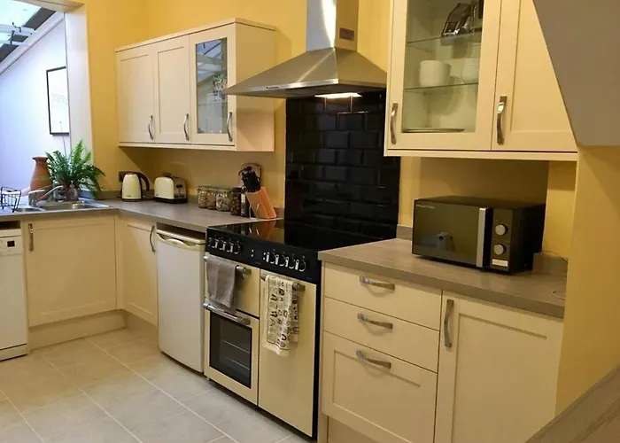 Top Cheap Salisbury Hotels for Budget Travelers