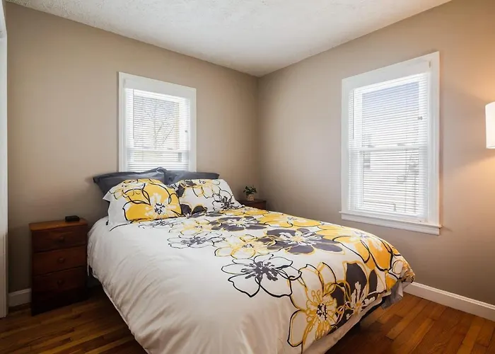 Top Hotels in New Albany, Indiana