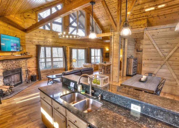 Best Cleveland Area Hotels for Memorable Stays