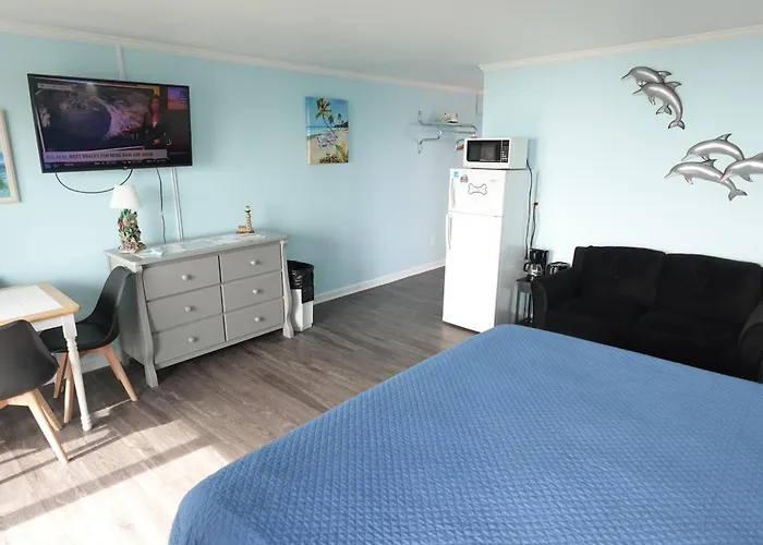 Top Hotels in Topsail Beach, North Carolina