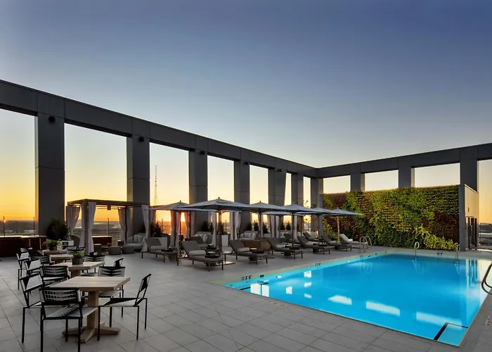 Best Downtown Hotels in Nashville TN