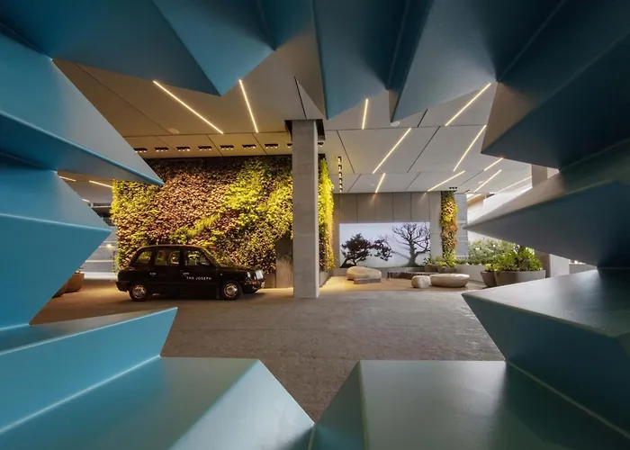 Best Downtown Hotels in Nashville TN