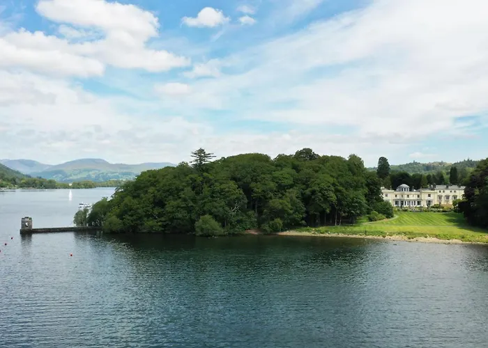 Best Dog-friendly Hotels in Windermere