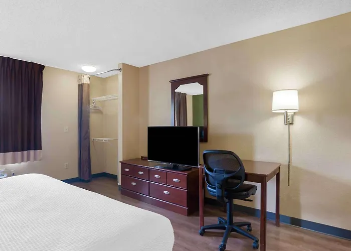 Premier Hotels in Greece, NY