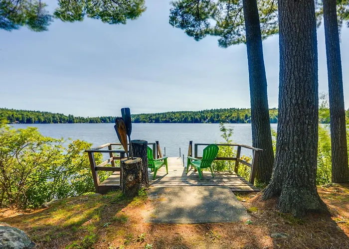 Top Hotels Near Scenic Sunapee Lake