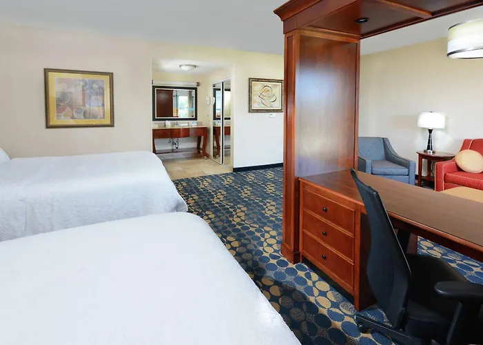 Best Hotels in Huntersville NC