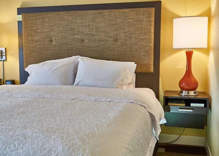 Top Hotels near Uniontown, Pennsylvania