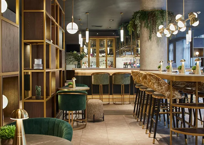 Best Hotels Glasgow Airport with Free Parking