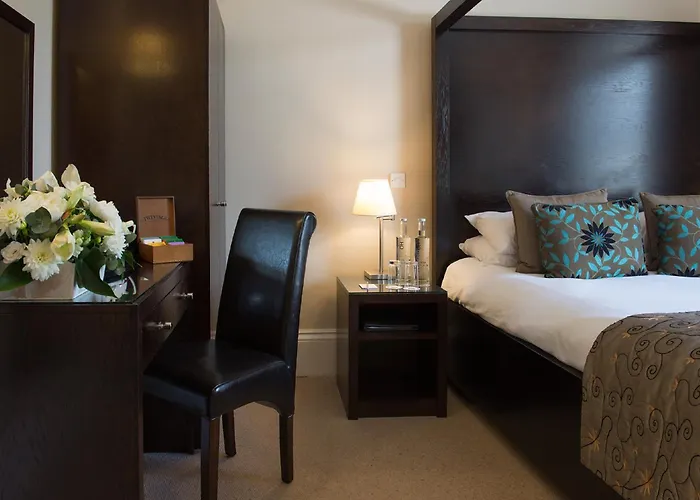 Best Cheap Hotels in Brockenhurst