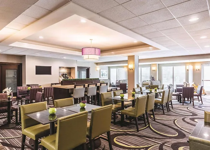 Top Hotels in San Antonio for Unforgettable Stay