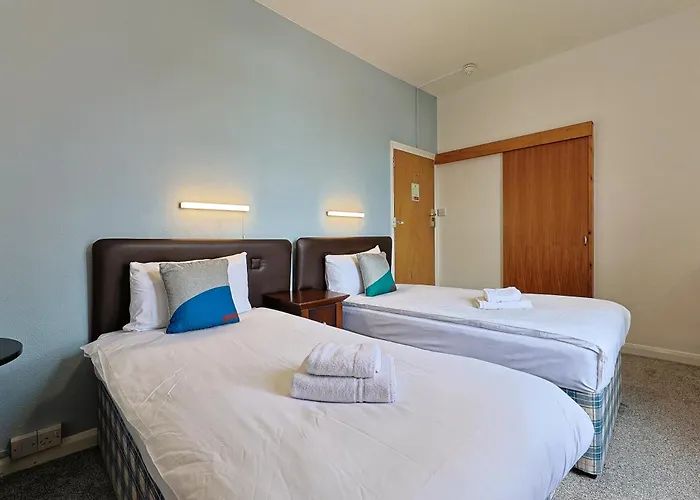 Top Hotels Near Folkestone UK for Scenic Stays