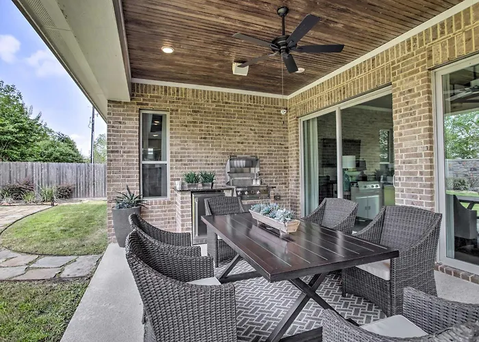 Best Hotels in Brookshire TX