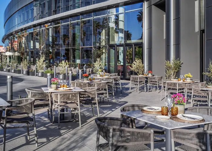 Excelentes Hoteles NH en Valencia Centro