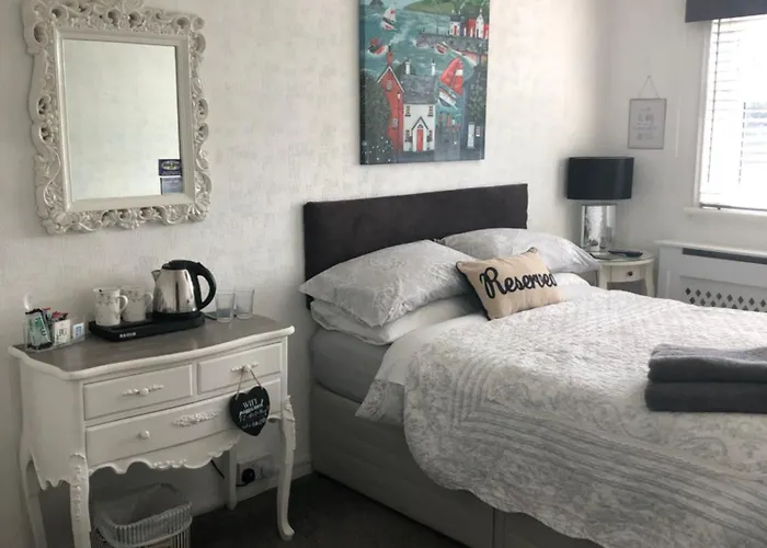 Top Hotels Near Rochford