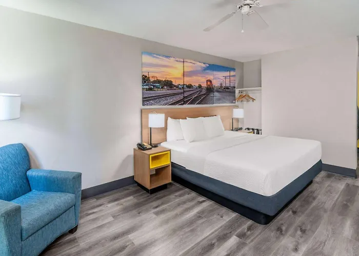 Premier Hotels Near Lamar University, Beaumont