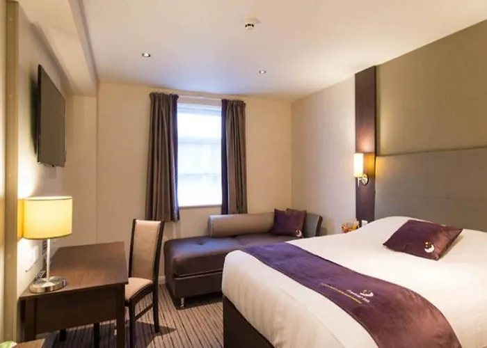 Top Hotels in Nottingham City Centre