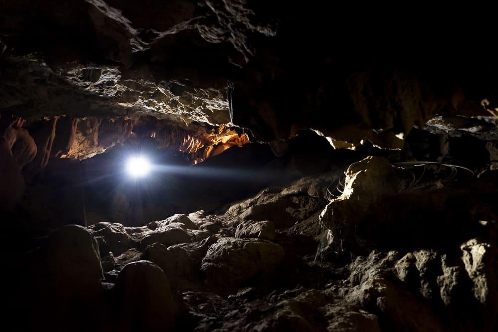 Cueva Kailas. Gurú de la India