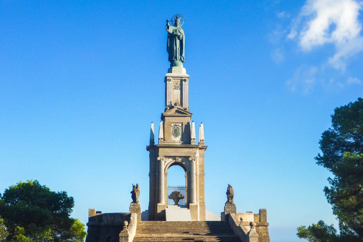 Among the many monasteries and hermitages in Mallorca, Sant Salvador is clearly one of the most impressive, Spain - © Lila Pharaoh / franks-travelbox